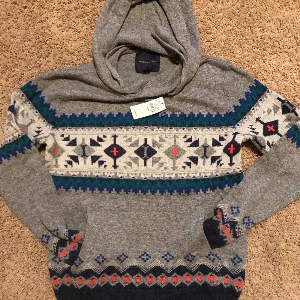 NWT American Eagle Hooded Sweater